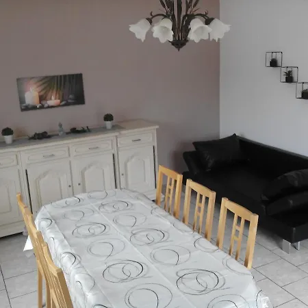 Maison Louvre 2 דירה לנס